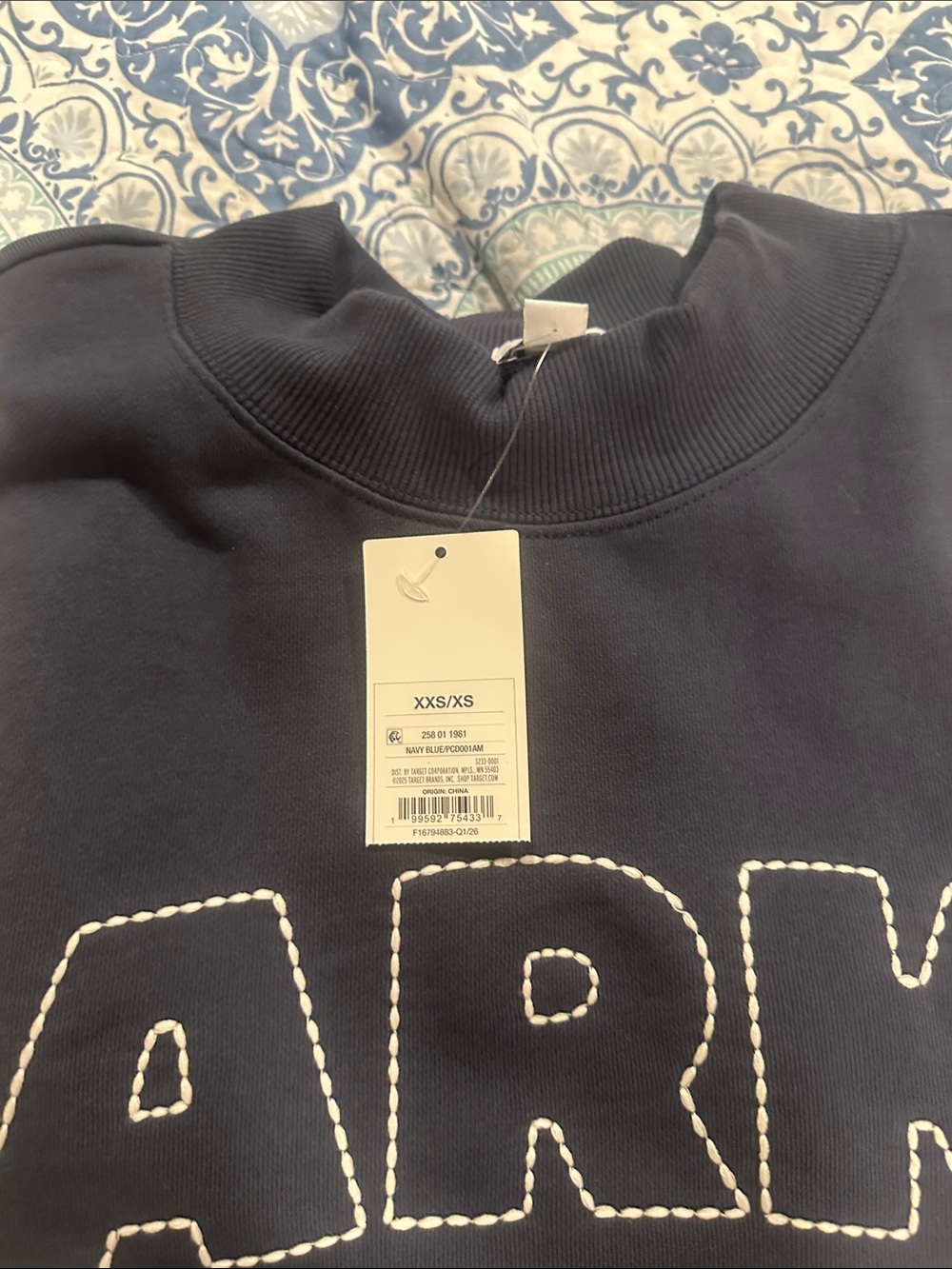 Darke Navy Logo Cropped Sweatshirt - Picture 3 of 3